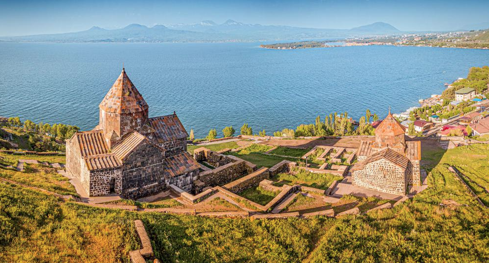 Tu viện Chính Thống giáo Sevanavank ở Armenia